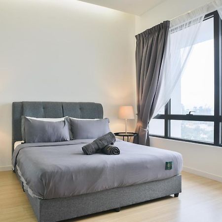 Usj One Subang Jaya By Widebed Apartment ภายนอก รูปภาพ
