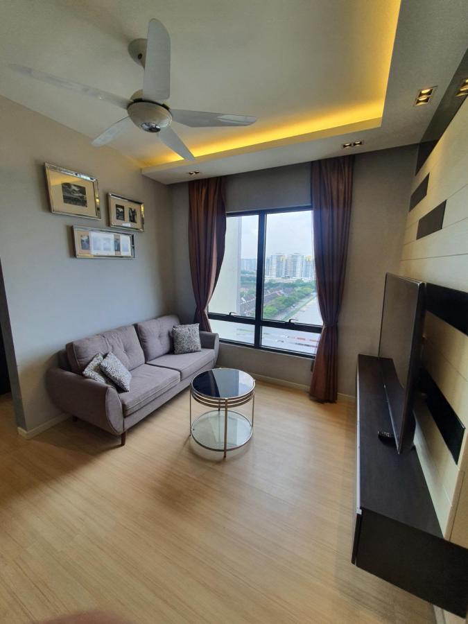 Usj One Subang Jaya By Widebed Apartment ภายนอก รูปภาพ