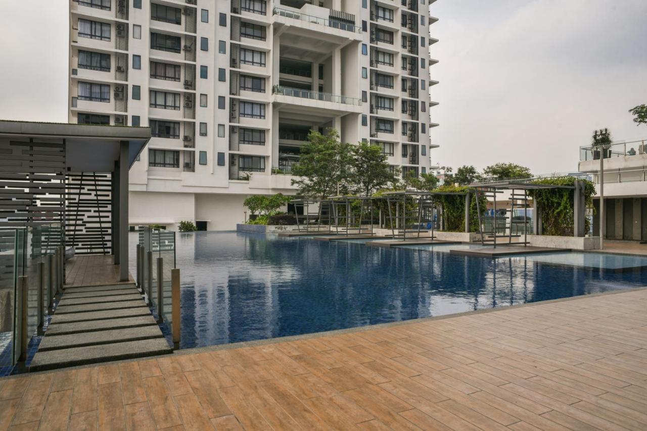 Usj One Subang Jaya By Widebed Apartment ภายนอก รูปภาพ